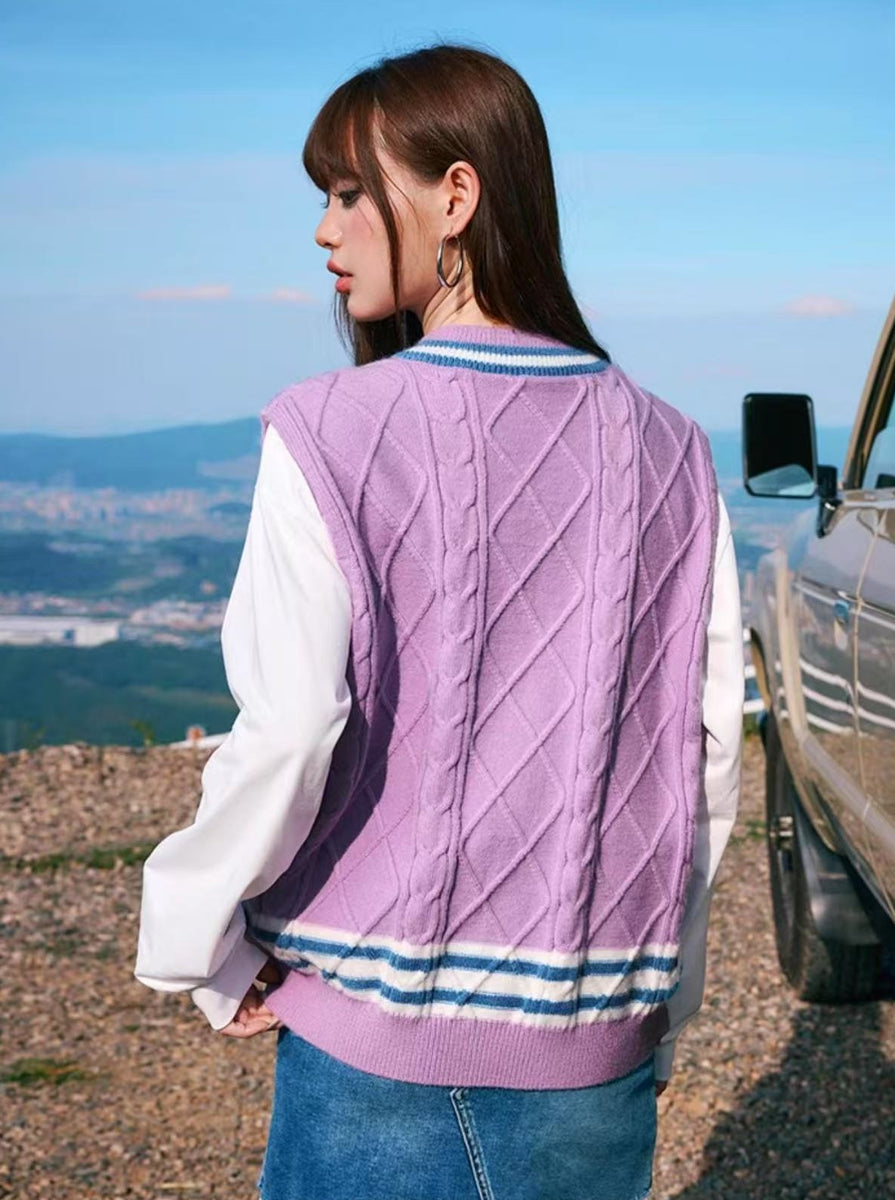 MEDM V-neck Embroidered Sleeveless Sweater
